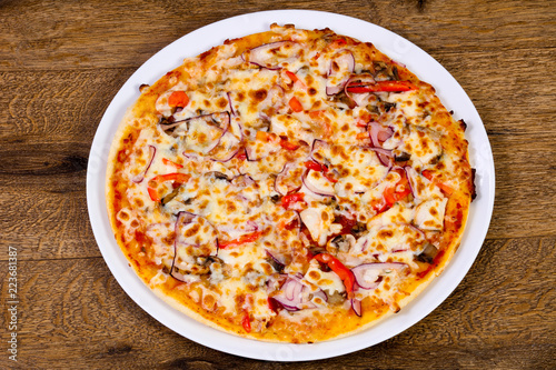 Pizza with beef and onion