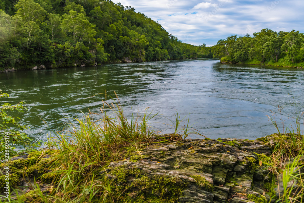 Naklejka premium Bystraja Fluss in Kamtschatka