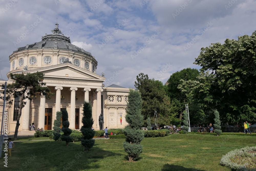 Obraz premium Romanian Athenaeum, Concert Hall of Bucarest, Romania