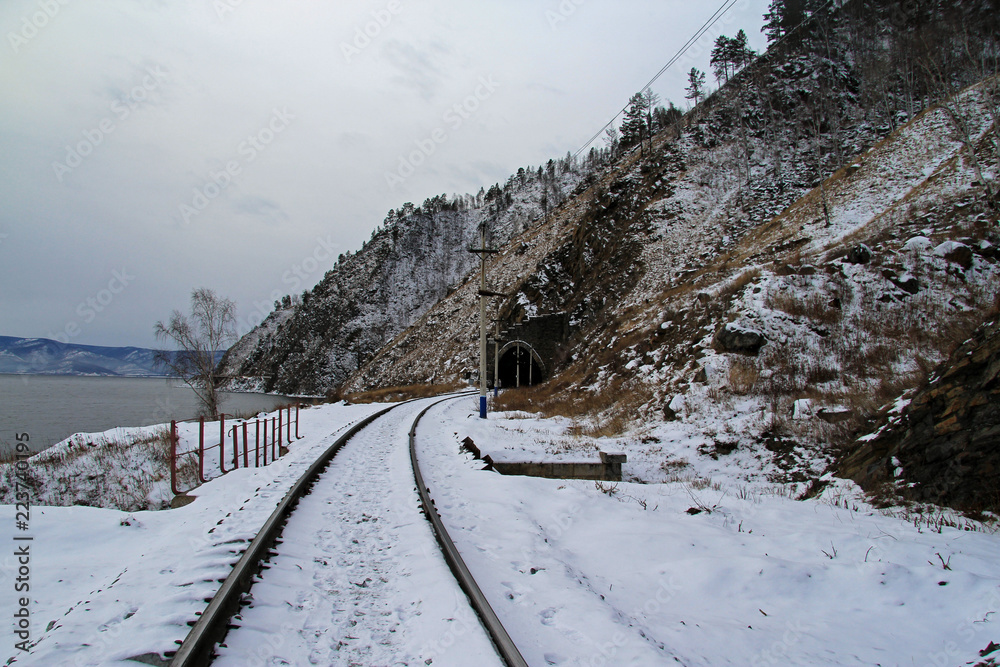 Obraz premium tunnels on the railway