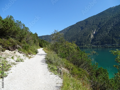 Achensee in Tirol, Bezirk Schwaz, Wanderweg zwischen Pertisau und Achenkirch über die Gaisalm