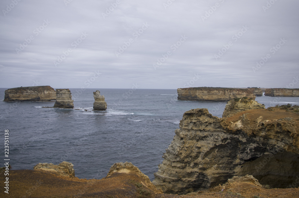 Falaise et rocher le long de la Great Ocean Road en Australie