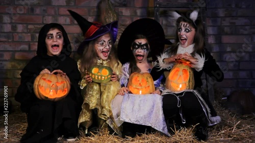 Children in a suit loudly screaming