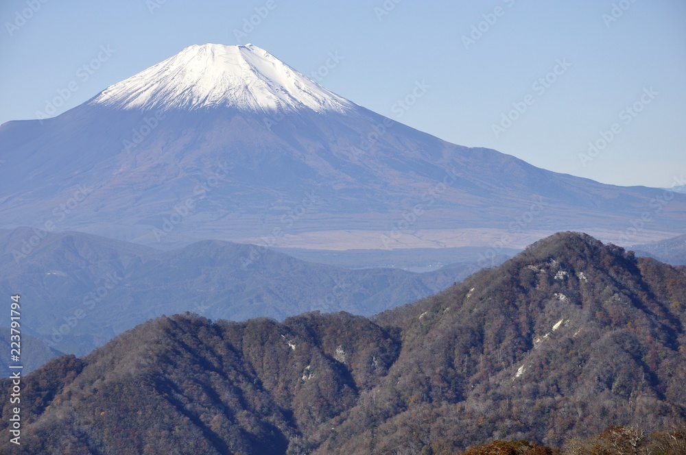 丹沢山より初冬の富士山