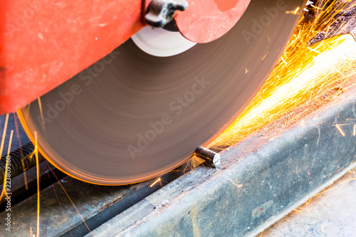 Steel cutter