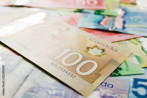 Canvastavla Money from Canada: Canadian Dollars