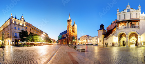 Fototapeta Panorama krakowskiego rynku, Polska nocą