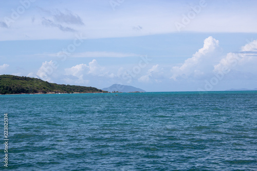 Island in the distance off the coast of Rawaii © Lovin' it on Phuket