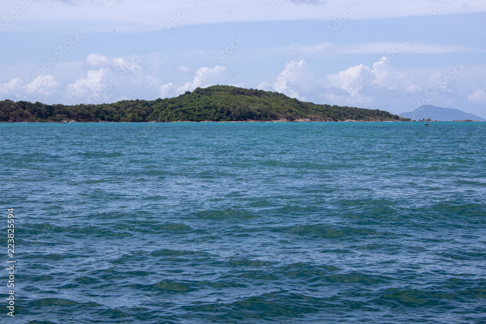 Island in the distance off the coast of Rawaii