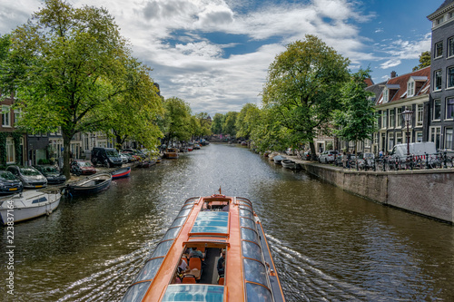 Photography Cruising on the Canal
