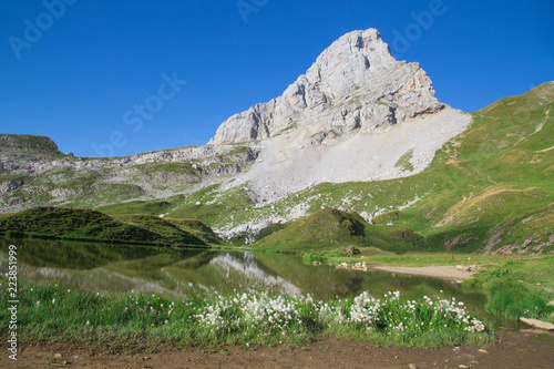 Lac de Peyre photo