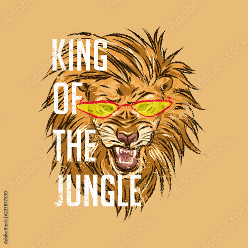 Fototapeta Naklejka Na Ścianę i Meble -  Lion in glasses with slogan.King of the jungle. For print, baby clothes, t shirt, child or wrapping paper. Kids apparel