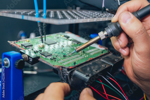 Repair of electronic devices, soldering and circuit board