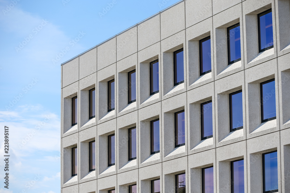 Obraz premium Modernist concrete building