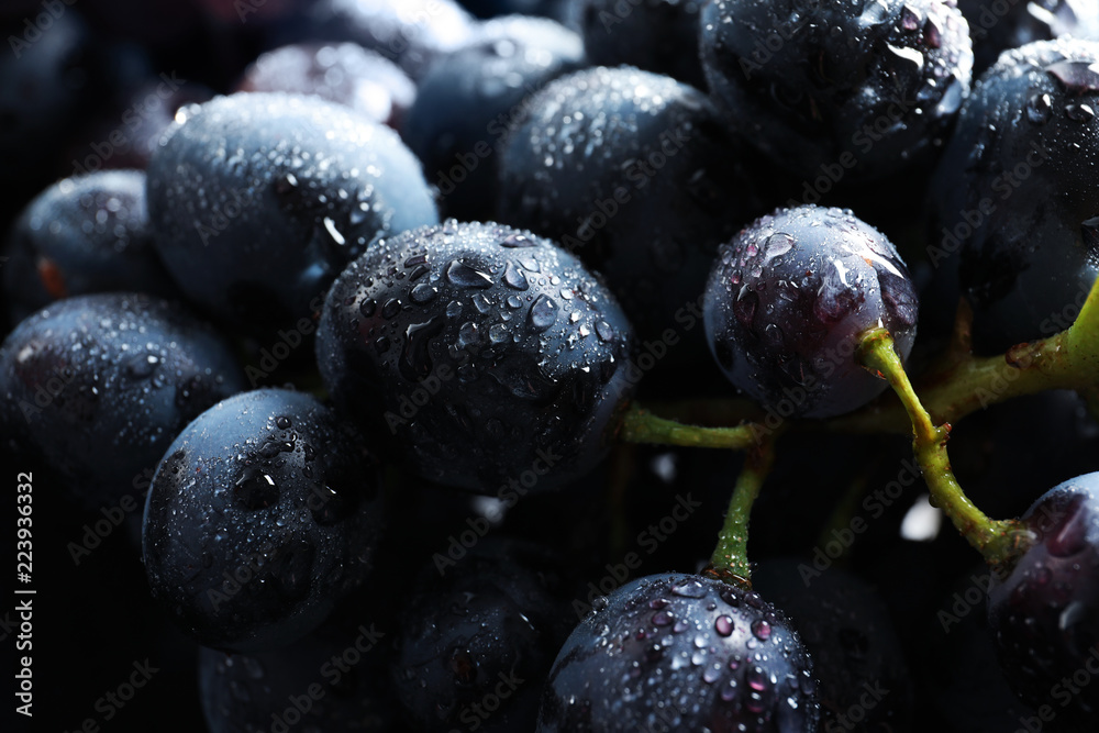 Bunch of fresh ripe juicy grapes as background. Closeup view - obrazy, fototapety, plakaty 