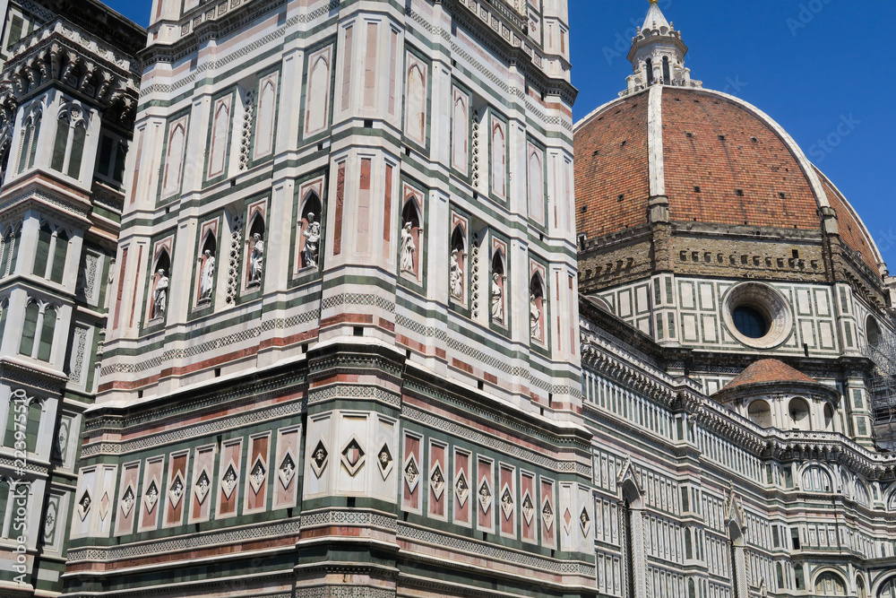 The stunning Duomo in the center of the old town of Florence