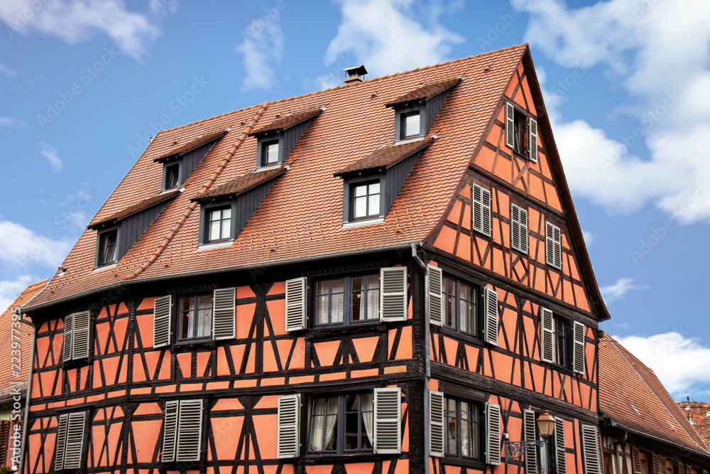 Fototapeta premium Molsheim. Maisons à colombages, Alsace. Bas-Rhin. Grand Est 