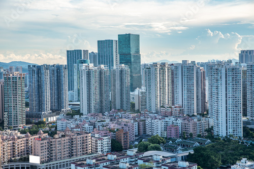 Shenzhen Futian District intensive real estate development and Chengzhong Village