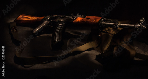 Tableau sur toile Kalashnikov assault rifle