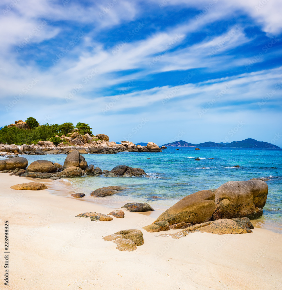 Obraz premium White sand beach. Vietnam.