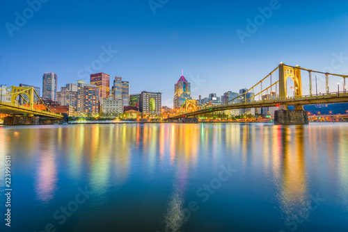 Pittsburgh, Pennsylvania, USA Skyline © SeanPavonePhoto