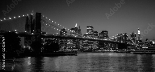 Brooklyn Bridge © StephanSchumann