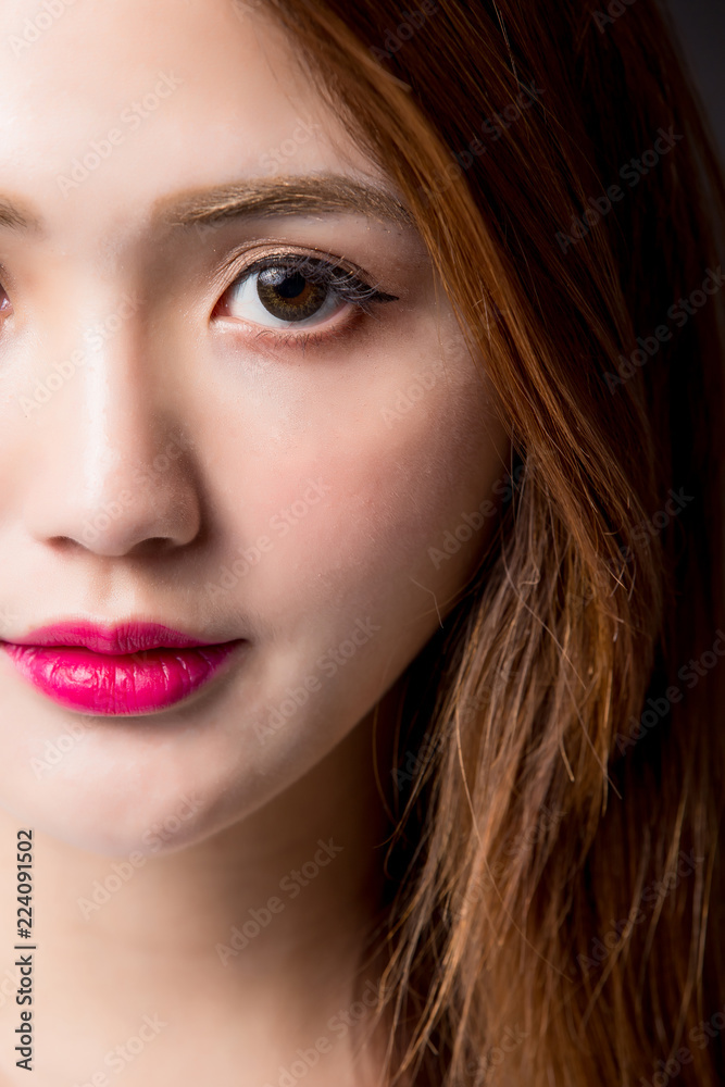 beauty woman look you beauty woman look you