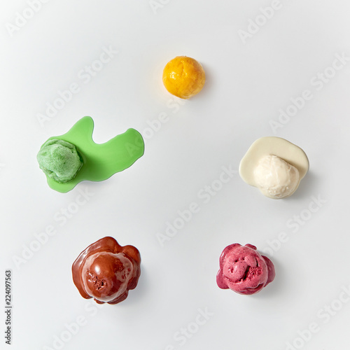 Bilde på lerret Flat lay of colorful ice cream - vanilla, chocolate, berry, mango, mint
