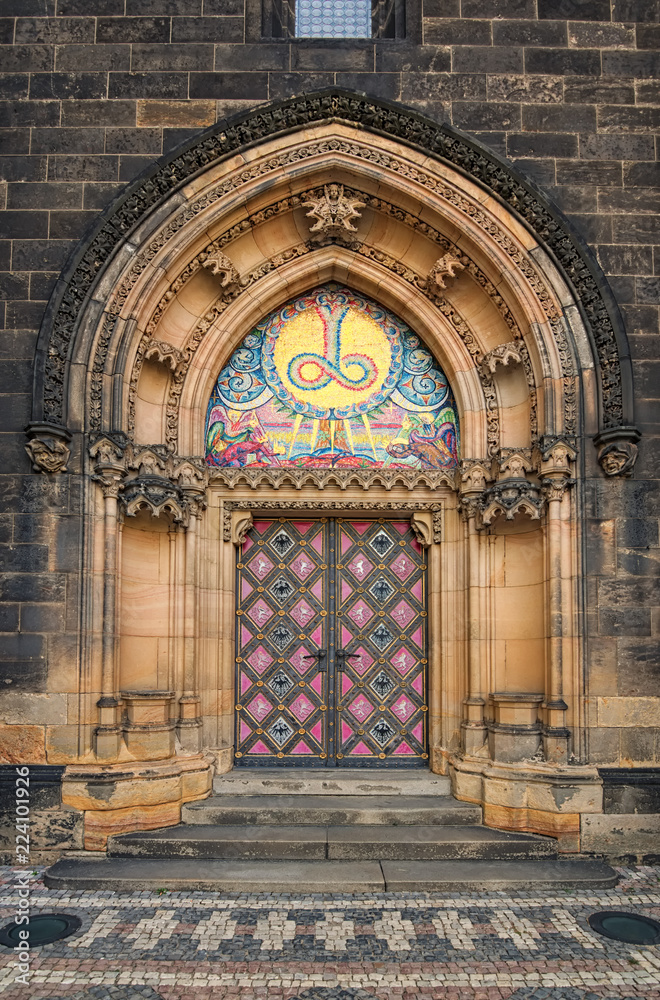 Fototapeta premium Ancient Neo Gothic Church of Saint Peter and Paul in Vysehrad (