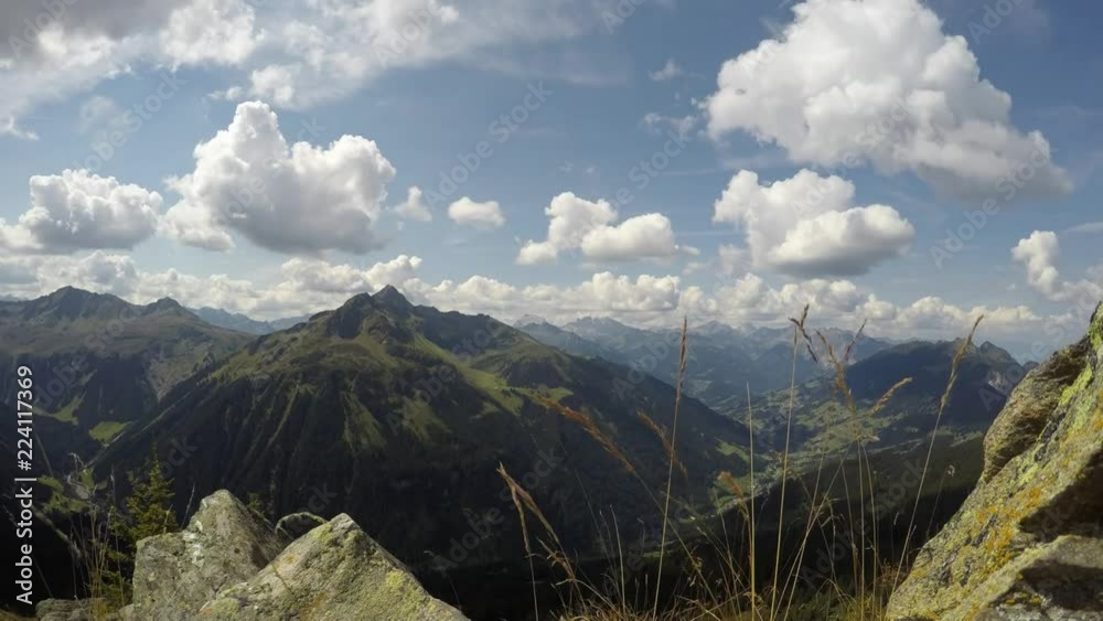 Zeitrafferaufnahme Montafon Alpen