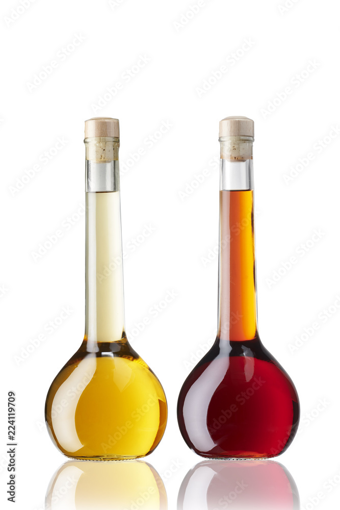2 Weinfaschen Tulipano 0,5l Spieglung