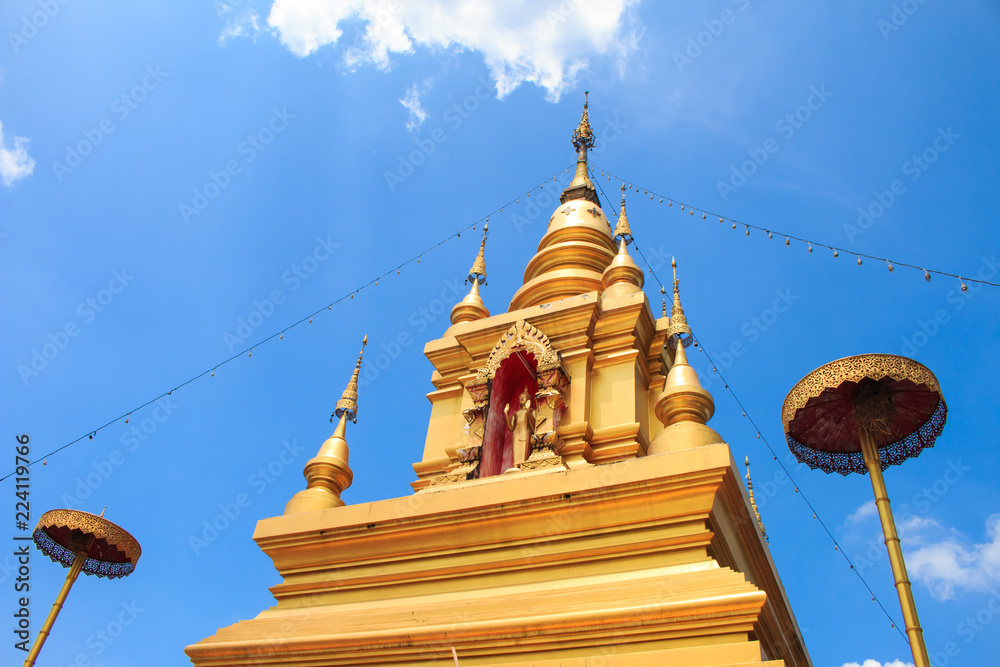 Fototapeta premium Wat Pak Mueang - Buddhist Temple , Chiang Mai Thailand