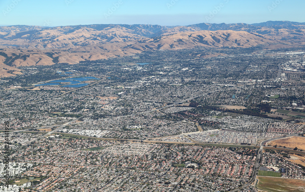 San Francisco Bay Area: Fremont City and the quarry lakes regional recreation area, east of the Bay