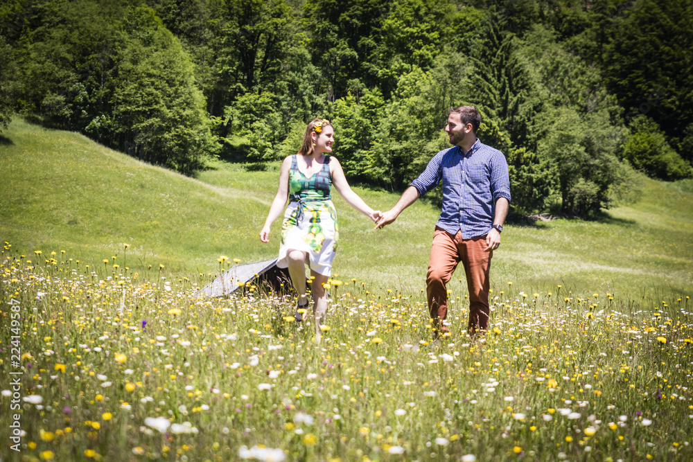 Fototapeta premium happy lovers on Holiday in the alps mountains