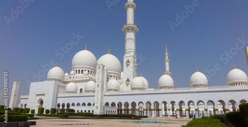 Große weiße Moschee in Abu Dhabi