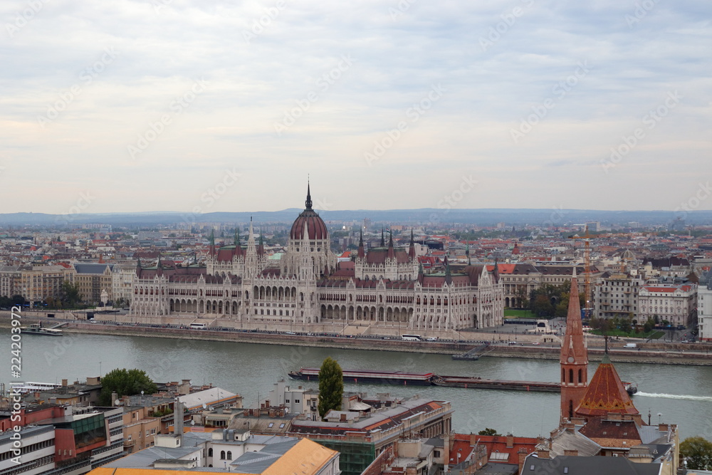 Fototapeta premium Budapest, Parliament seen from above