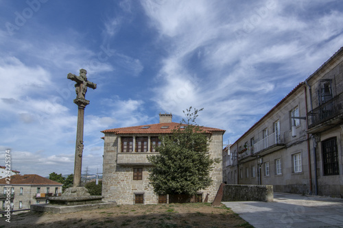 la cruz de piedra, es un monumento típico gallego en Pontevedra