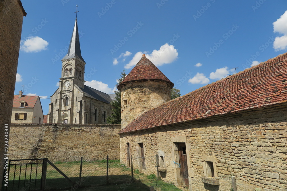 Commarin, Burgund