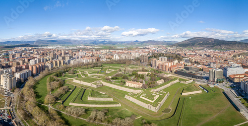 Fototapete Aerial view of Pamplona citadel with blue clodu sky background on a spring morni