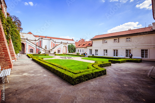 Der Ledeburg-Garten in Sommer in Prag, Tschechische Republik photo