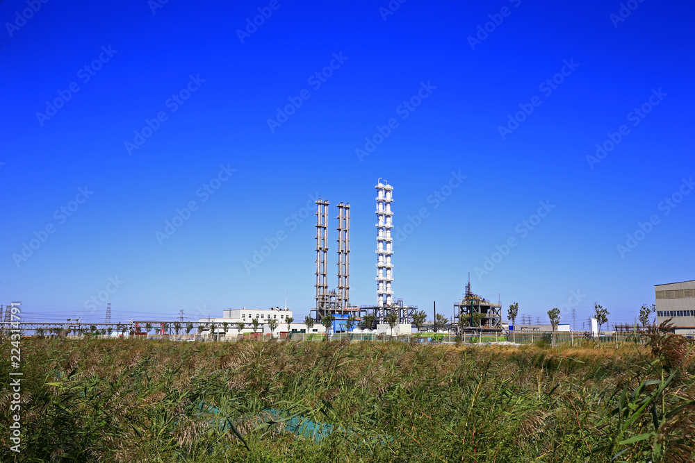 Obraz premium Industrial plumbing facilities of the factory