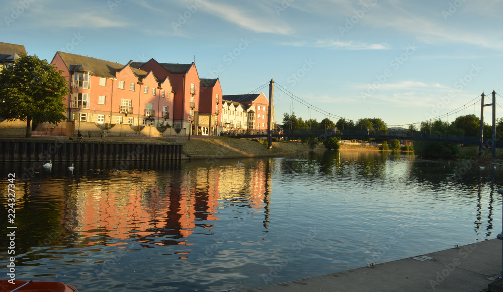 Fototapeta premium river exe quay