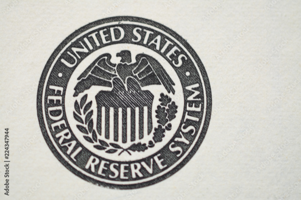 Obraz premium 100 dollar bill federal reserve sign