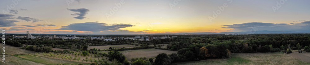 Panorama Langen Hessen bei Sonnenuntergang