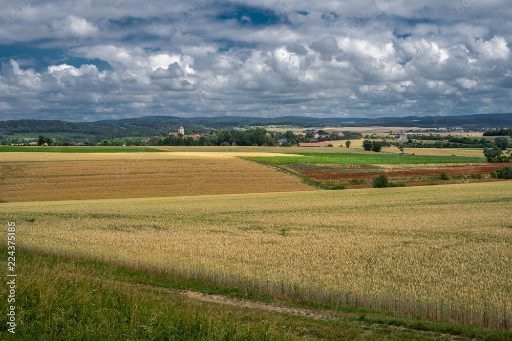 D, Bayern, Unterfranken, Grabfeld, Blick über die Felder im Milzgrund um Rothausen