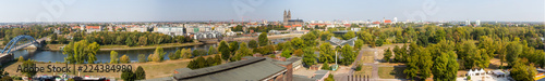Panorama von Magdeburg mit Elbbrücken, Sternbrücke, Elbe, Dom, Grüne Zitadelle, Jahrtausendturm, Stadthalle, Stadtpark Rotehorn im Sommer von Oben 