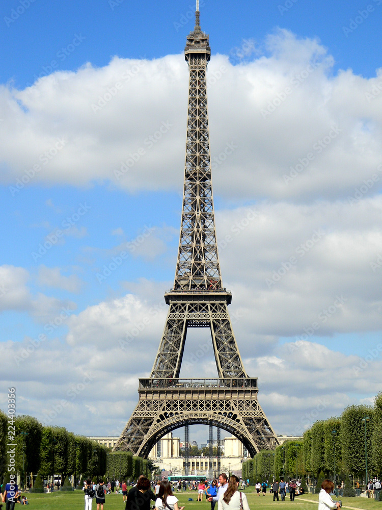 Eiffel natural