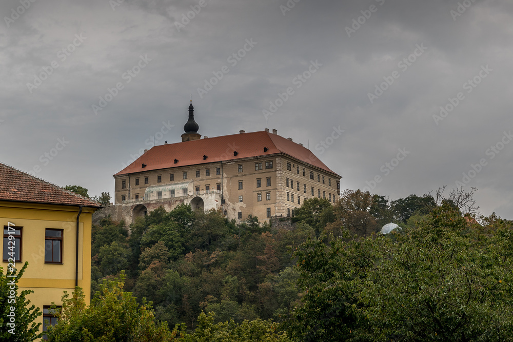 The castle in Náměšť nad Oslavou situated on the rocky part on the left bank of the Oslava river belongs to the important renaissance buildings in Moravia. A medieval stronghold from the 13th century 