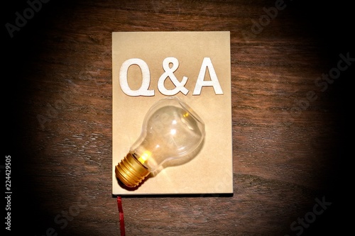 本とQ&A photo