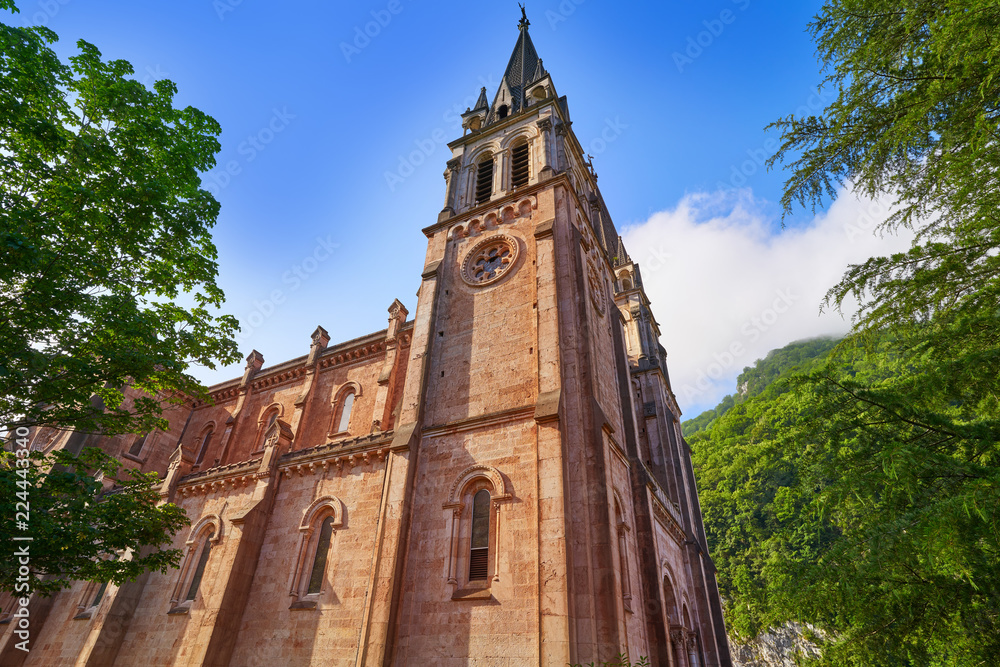 Fototapeta premium Covadonga Catholic sanctuary Basilica Asturias